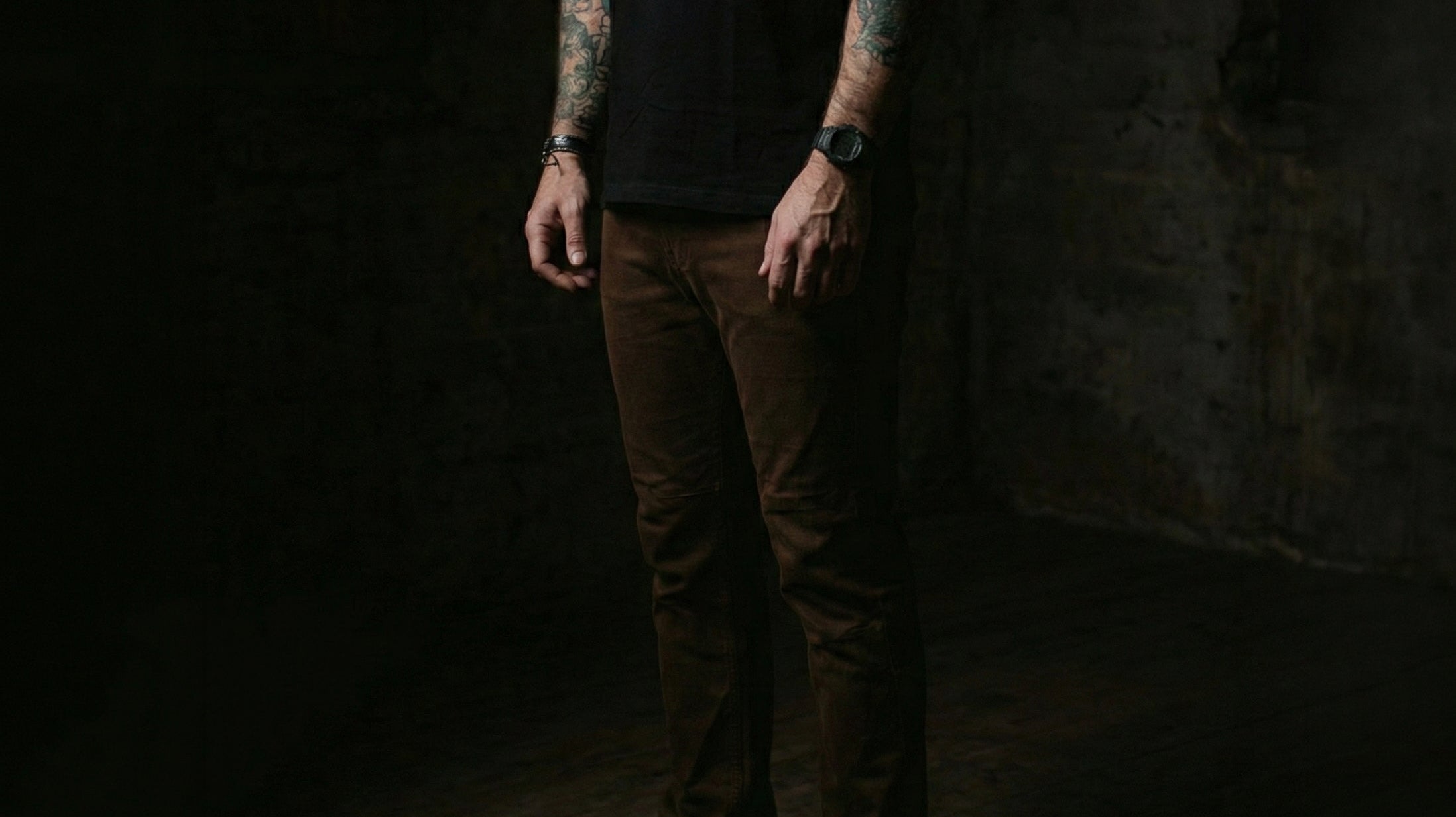 Tac Dis Kit Check: The Best Gray Man Pants for Everyday Carry