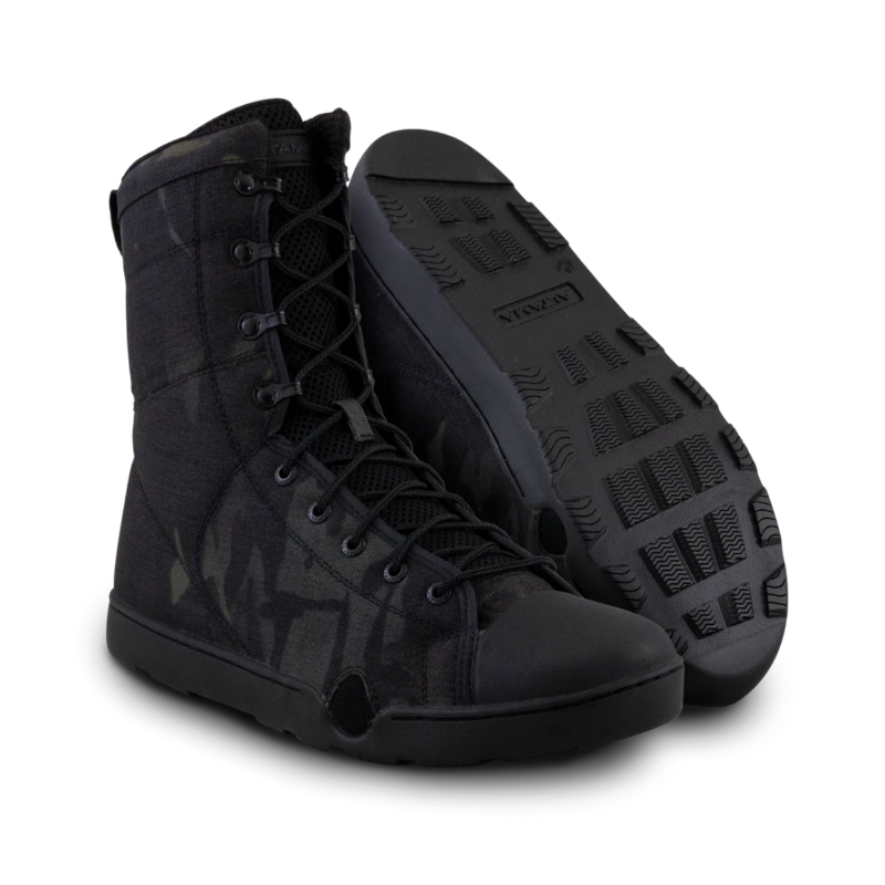 Multicam Black Altama Maritime Assault Boots – high-performance amphibious footwear with drainage ports and elite grip for wet operations