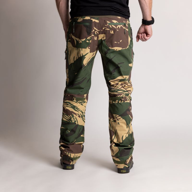 Combat pants with wide belt loops for tactical gear