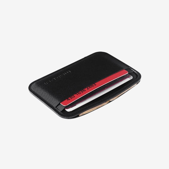 Magpul DAKA Everyday Wallet Black showing internal center divider pocket for organizing folded bills and receipts