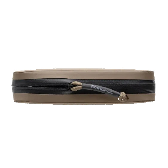 Magpul DAKA Utility Organizer Flat Dark Earth close up of water resistant YKK AquaGuard zipper