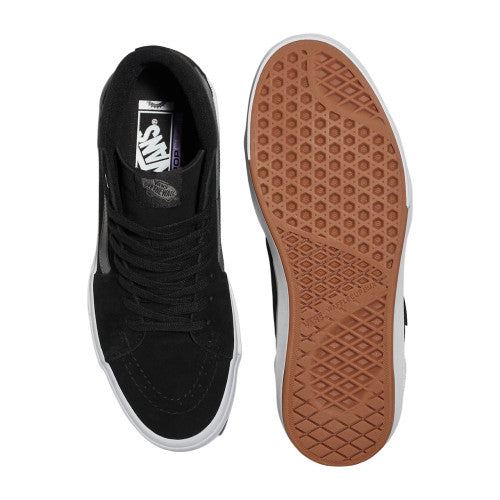 Close-up of Vans BMX Sk8-Hi showing top lacing system and gum rubber tread, built for secure fit, pedal control, and all-day durability with reinforced support