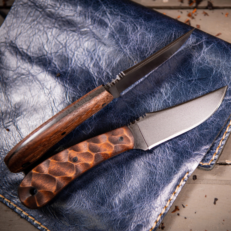 Side by side comparison of Winkler SD1 maple sculpted and maple plain handle fixed blades highlighting ergonomic handle shaping, black oxide 80CrV2 steel, and compact concealed carry size