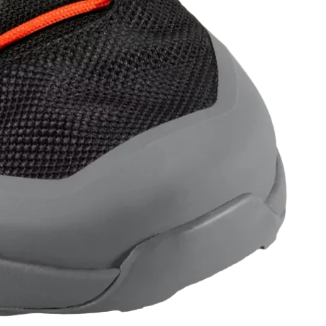 Close up of Arc'teryx Kopec Mid GTX Boot Black Void toe area highlighting TPU reinforced toe cap, abrasion resistant CORDURA upper, and waterproof GORE TEX construction built for rugged trail and tactical use