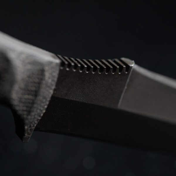 Dynamis Alliance x Winkler DYNAMIS Blade precision jimping on thumb ramp for enhanced grip control in forward or reverse carry