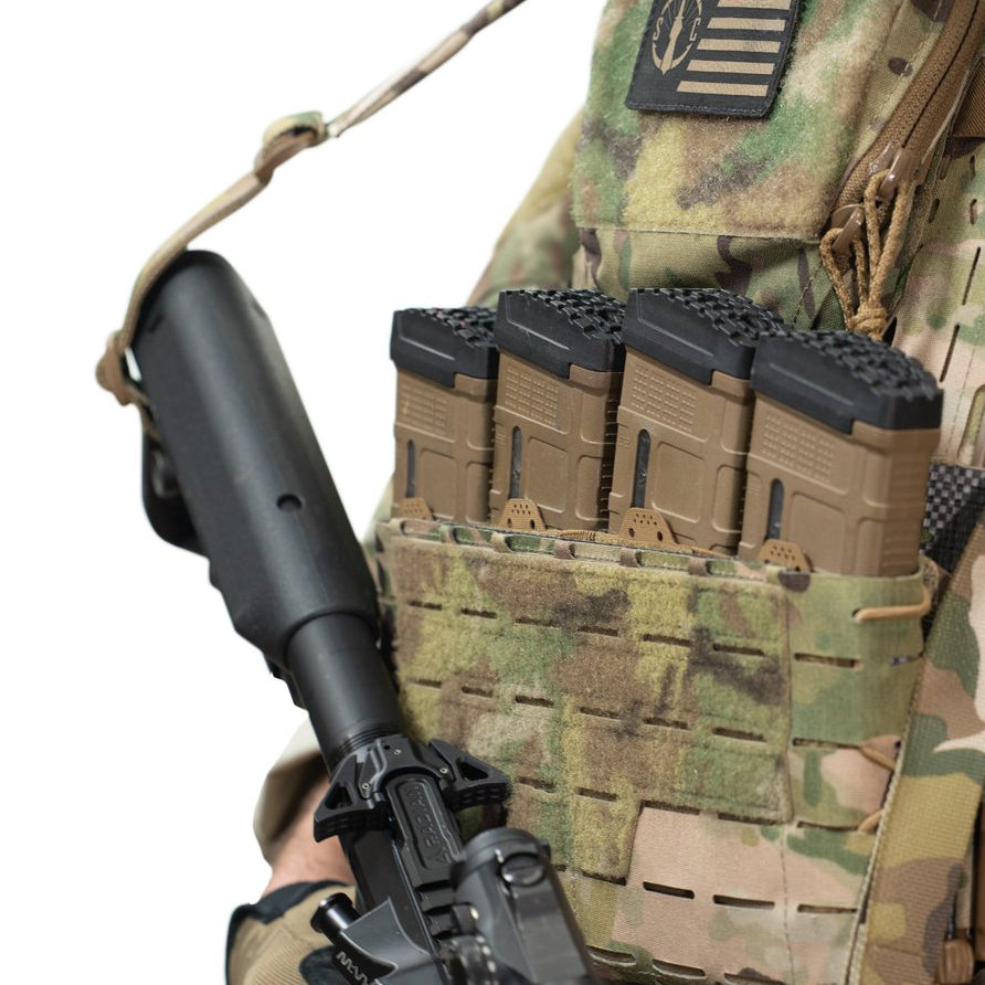 Shaw Concepts RAM Elastic Insert Quad 556 mounted inside a hook and loop placard on a plate carrier, showing reinforced 5.56 magazine insert with Tegris sidewalls integrated into a modular tactical kit for faster reloads and improved elastic durability
