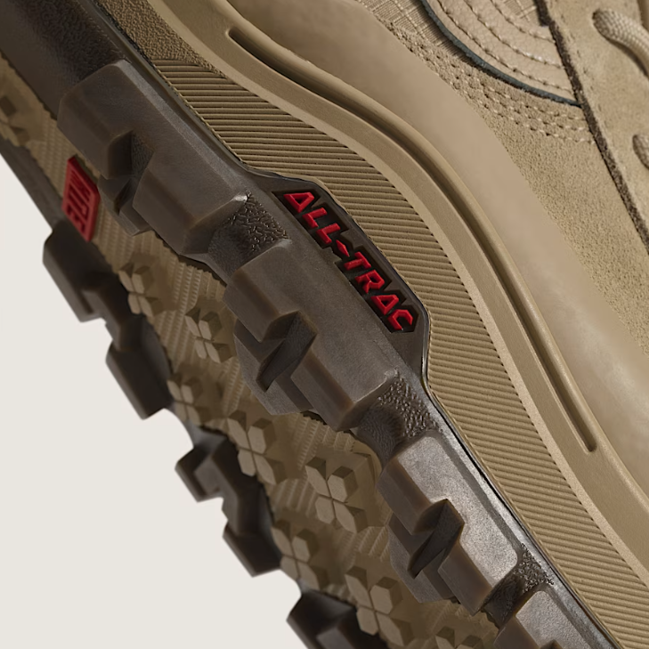 Close-up of the Vans Sk8-Hi GORE-TEX Insulated Shoe in Incense highlighting the MTE performance platform and rugged outsole design.