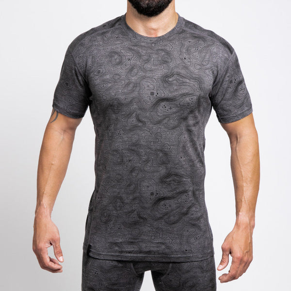 Front-facing Merino short sleeve shirt in base layer thickness and grey pattern from MTHD brand